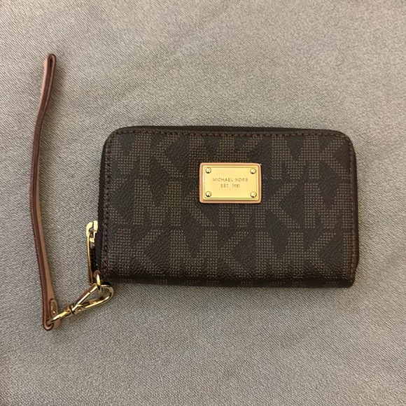 Michael Kors Handbags - Michael Kors Wallet